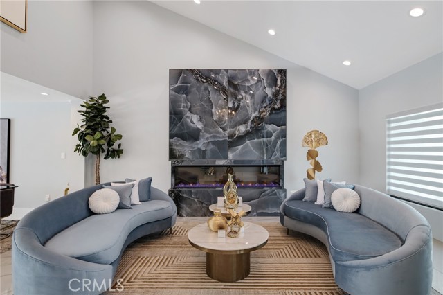 Detail Gallery Image 7 of 74 For 4030 - 4032 W 178th St, Torrance,  CA 90504 - 6 Beds | 3 Baths