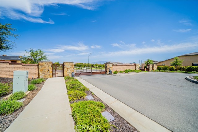 1521 Summerfield Way, Beaumont CA: https://media.crmls.org/medias/a30d2ced-9cb9-4ae5-8e60-d53627649265.jpg