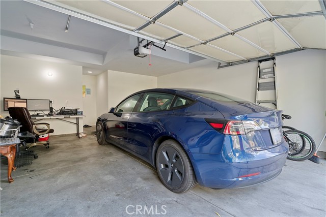 38 Stepping Stone, Irvine CA: https://media.crmls.org/medias/a30d8446-63a0-40ce-a476-284bd013eabc.jpg