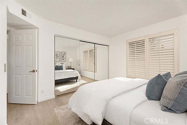 Image 22 of 41 For 26342 Forest Ridge Drive 3a