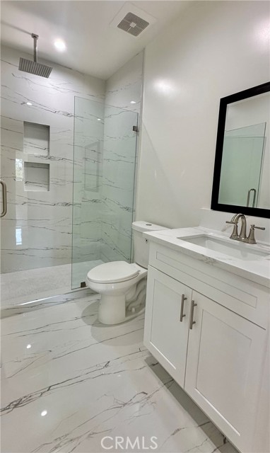 7726 1/2 Laurel Canyon Boulevard, North Hollywood CA: https://media.crmls.org/medias/a30df788-1b82-47d8-be63-cafbe6d7d408.jpg