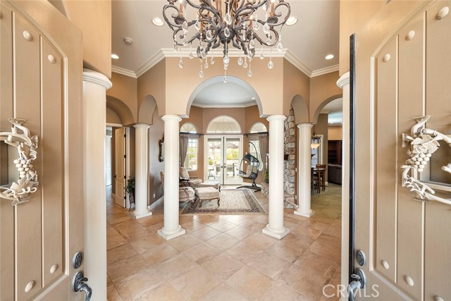 Detail Gallery Image 4 of 74 For 24568 Three Springs Rd, Hemet,  CA 92545 - 5 Beds | 3/1 Baths