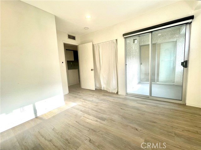 20155 Keswick Street, Winnetka CA: https://media.crmls.org/medias/a30ebb96-f966-4c45-8a79-310e89097efa.jpg