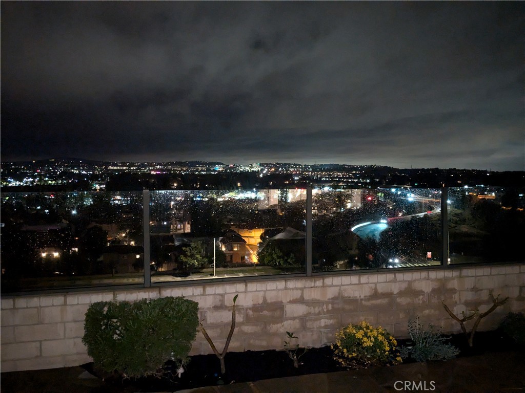 https://media.crmls.org/medias/a30f8c35-634e-477c-b1ca-a8d34c1d5df9.jpg?preset=X-Large