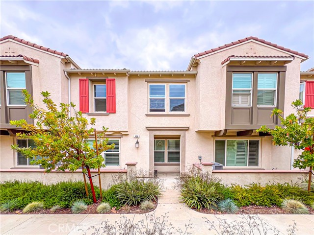 Detail Gallery Image 1 of 28 For 7155 Citrus Ave #408,  Fontana,  CA 92336 - 3 Beds | 2/1 Baths