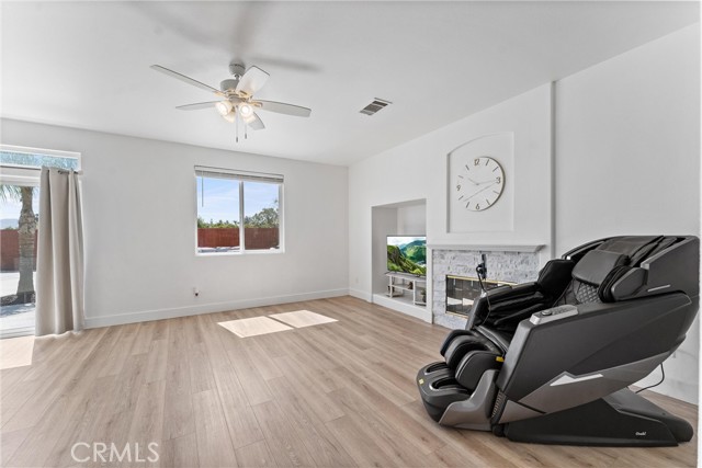 8798 Crest View Drive, Corona CA: https://media.crmls.org/medias/a31026e2-90b2-4809-9c45-b95ac34474f9.jpg