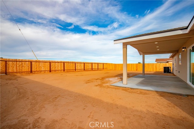 Detail Gallery Image 8 of 25 For 8213 Peach Ave, California City,  CA 93505 - 3 Beds | 2 Baths