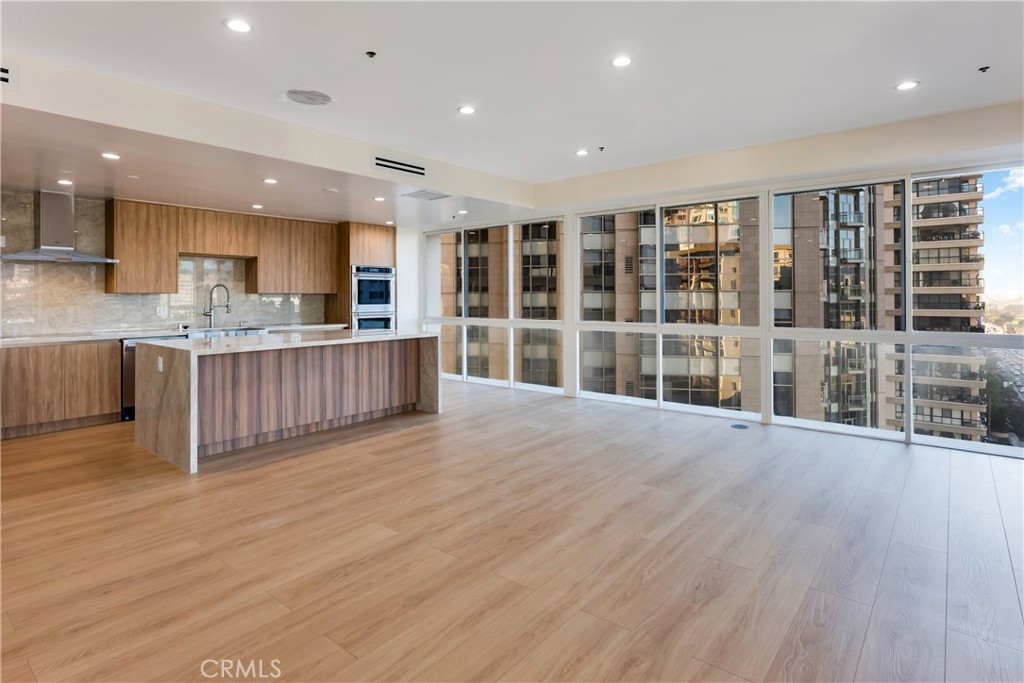 MLS #SR25262173 image #8