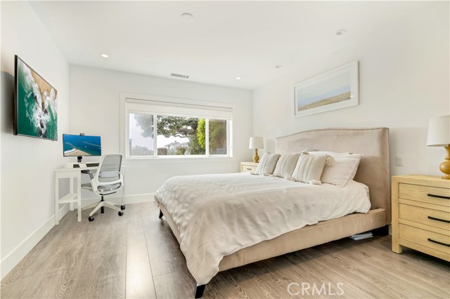 31032 Aliso Circle, Laguna Beach CA: https://media.crmls.org/medias/a3146ea1-eb43-4004-a1aa-04ad5cf36b78.jpg