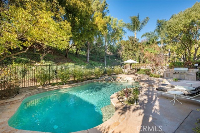 Detail Gallery Image 12 of 34 For 25415 Verne Ct, Stevenson Ranch,  CA 91381 - 5 Beds | 3 Baths
