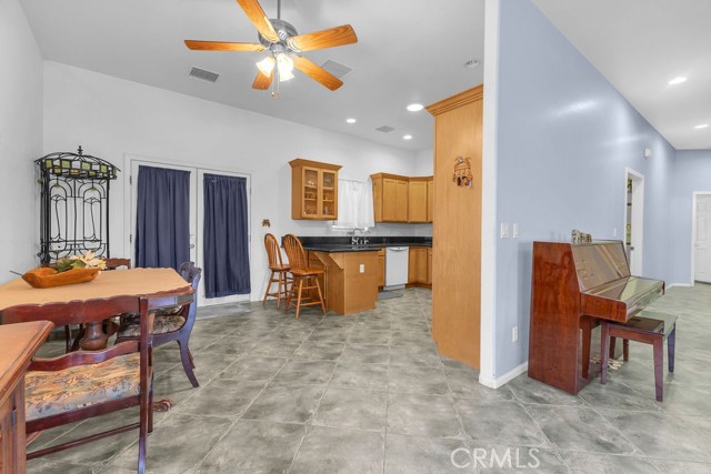 20980 Artesia Road, Desert Hot Springs CA: https://media.crmls.org/medias/a3184820-b8b1-40ca-9d0a-1bdef8a040e7.jpg