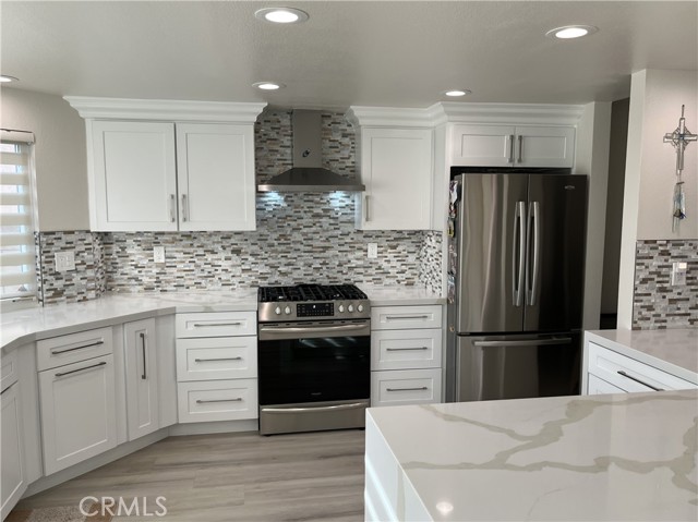 12170 Crystal Ridge Way, Porter Ranch CA: https://media.crmls.org/medias/a31858b1-da86-411c-8354-f8beacf0ce66.jpg