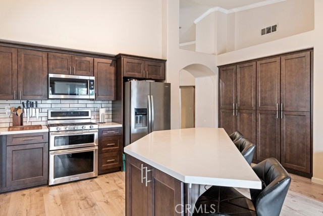 31937 Corte Montoya, Temecula CA: https://media.crmls.org/medias/a319059f-3abc-43c6-9fd6-7b681aa2e9bb.jpg