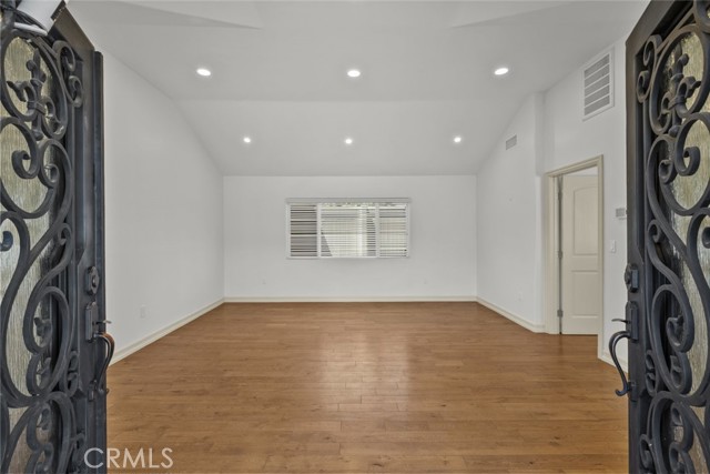 8817 Louise Avenue, Sherwood Forest CA: https://media.crmls.org/medias/a31961ac-4c0c-42fe-a601-a68efbc06c6b.jpg