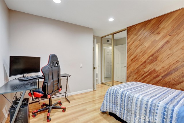 5111 Alder, Irvine CA: https://media.crmls.org/medias/a3196cbe-ce0e-4349-b8d8-3e76d253e4d1.jpg