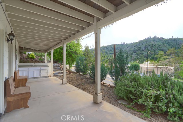 4986 7th Street, Mariposa CA: https://media.crmls.org/medias/a31af1eb-77e4-4a8a-825a-94e466a633a7.jpg