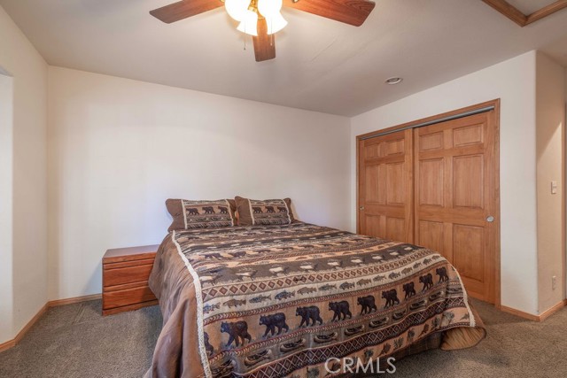 Detail Gallery Image 13 of 29 For 817 E Barker, Big Bear City,  CA 92314 - 3 Beds | 2 Baths