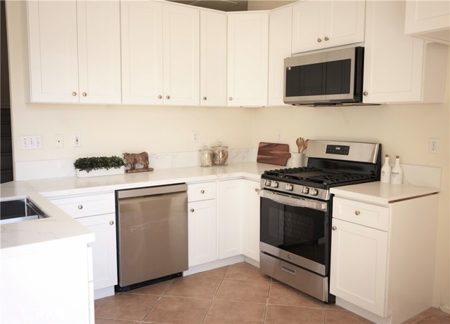 Detail Gallery Image 8 of 32 For 5661 Sagebrush, Chino Hills,  CA 91709 - 5 Beds | 3 Baths