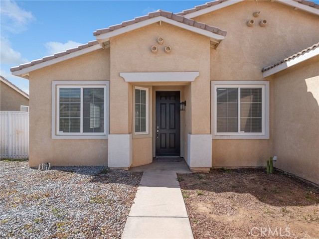Detail Gallery Image 2 of 19 For 15850 Desert Rock St, Adelanto,  CA 92301 - 3 Beds | 2 Baths