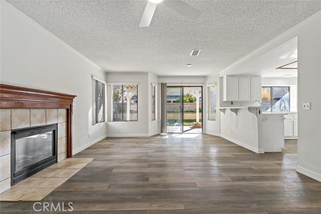 Detail Gallery Image 17 of 43 For 3212 W Avenue K4, Lancaster,  CA 93536 - 4 Beds | 3 Baths