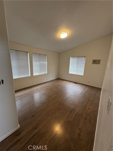 Detail Gallery Image 17 of 29 For 32810 Olive, Winchester,  CA 92596 - 4 Beds | 2 Baths