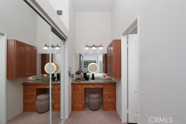 Master Bedroom Dressing Area