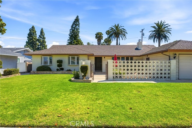 Detail Gallery Image 2 of 50 For 1841 N Lincoln, Orange,  CA 92865 - 5 Beds | 3 Baths