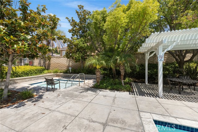 28335 Sycamore Drive, Saugus CA: https://media.crmls.org/medias/a31e8791-456d-400a-acf5-be9f4e4b451b.jpg