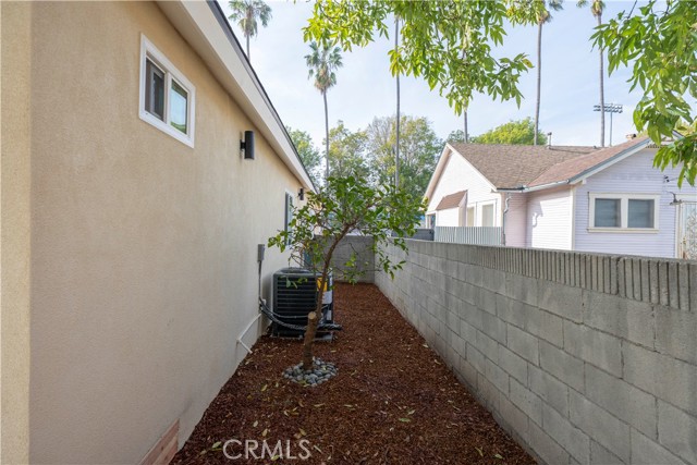 Detail Gallery Image 46 of 51 For 5104 8th Ave, Los Angeles,  CA 90043 - 4 Beds | 3 Baths