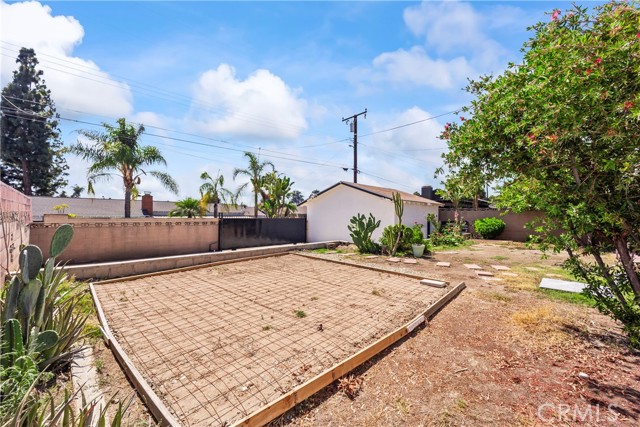 Detail Gallery Image 29 of 44 For 370 E La Verne Ave, Pomona,  CA 91767 - 5 Beds | 2 Baths