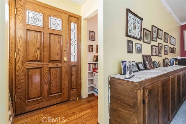 Detail Gallery Image 19 of 53 For 10457 Variel Ave, Chatsworth,  CA 91311 - 6 Beds | 5 Baths