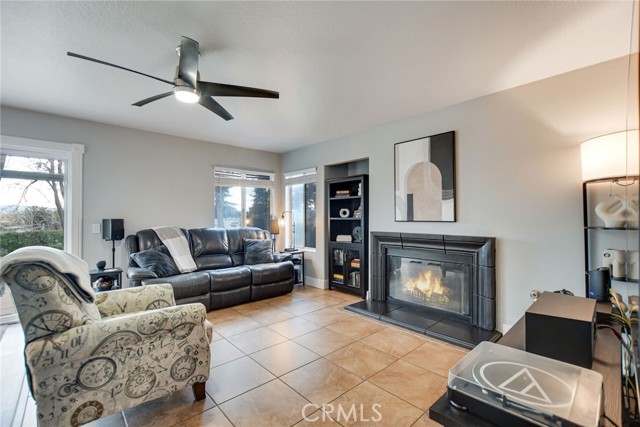 Detail Gallery Image 15 of 35 For 28237 Kane Ct, Highland,  CA 92346 - 4 Beds | 3 Baths