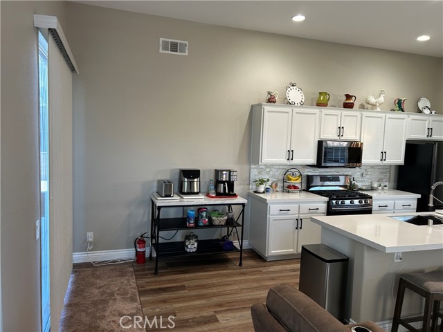 Detail Gallery Image 13 of 32 For 27298 Buffalo Trl, Corona,  CA 92883 - 3 Beds | 2 Baths