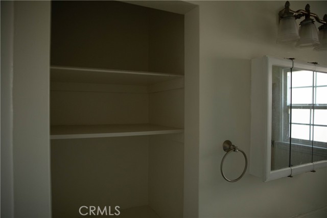 Detail Gallery Image 22 of 51 For 9726 Kauffman Ave, South Gate,  CA 91355 - 2 Beds | 1 Baths