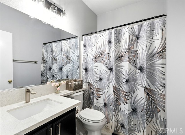 1063 Blackburn Way, Hemet CA: https://media.crmls.org/medias/a3226d8a-f5ab-4627-98b2-b3d744cd7922.jpg
