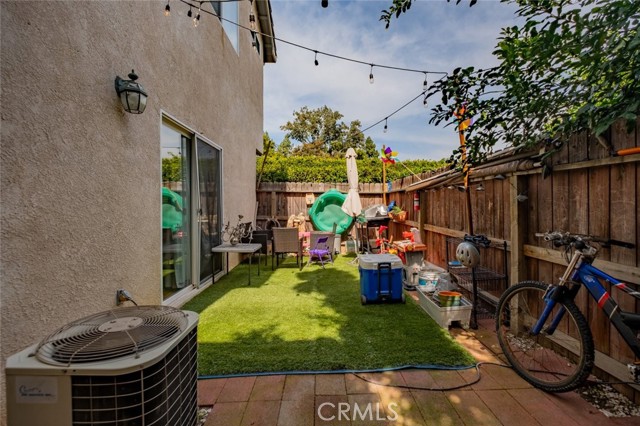 Detail Gallery Image 11 of 26 For 8554 Burnet Ave #114,  North Hills,  CA 91343 - 3 Beds | 2/1 Baths