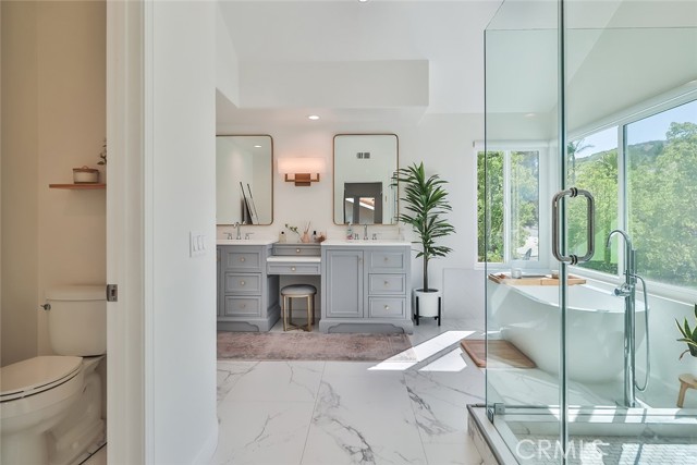 2505 Peachwood Place, Westlake Village CA: https://media.crmls.org/medias/a3230e12-cfd9-4873-8be7-32bb6cce1380.jpg
