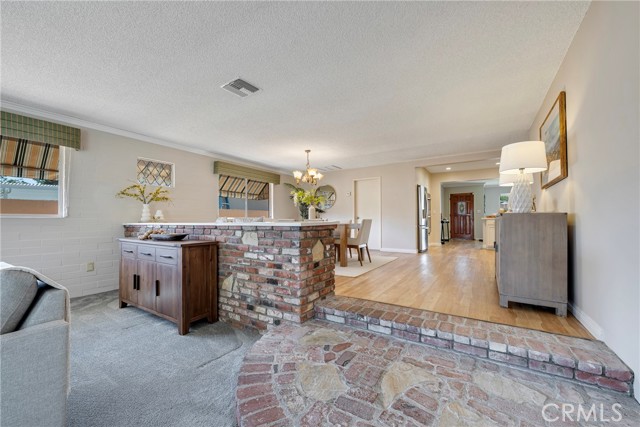 Detail Gallery Image 18 of 38 For 2404 W Ash Ave, Fullerton,  CA 92833 - 3 Beds | 2 Baths