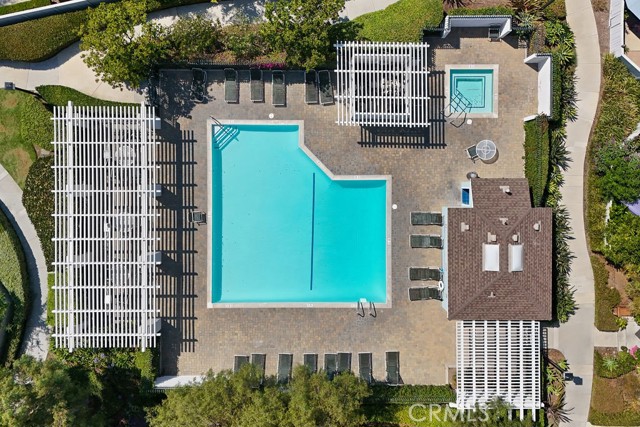 Detail Gallery Image 2 of 24 For 369 Deerfield #35,  Irvine,  CA 92606 - 2 Beds | 1 Baths
