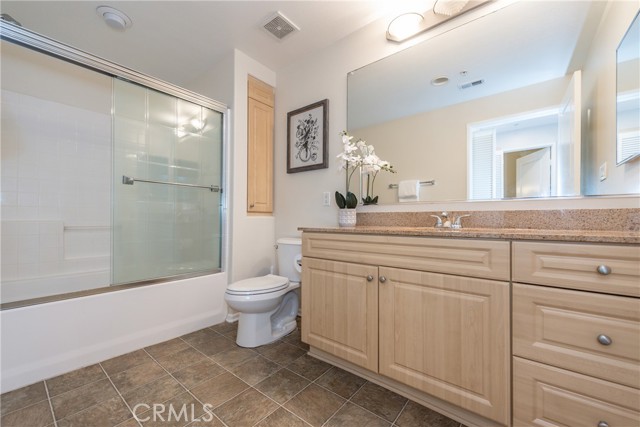 Detail Gallery Image 10 of 18 For 2326 Watermarke Pl, Irvine,  CA 92612 - 2 Beds | 2 Baths