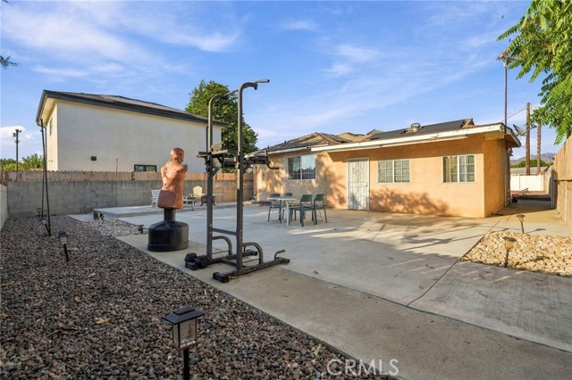 10481 Remick Ave photo 32