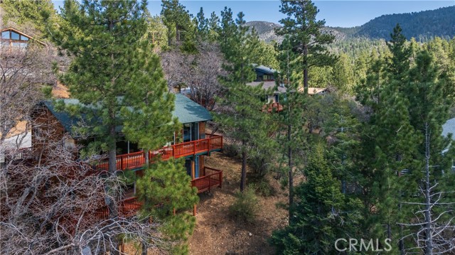 43897 Yosemite Drive, Big Bear Lake CA: https://media.crmls.org/medias/a324985a-324d-4bf2-9d85-b3b12c68da7e.jpg