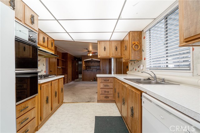 Detail Gallery Image 7 of 24 For 26200 Frampton Ave #33,  Harbor City,  CA 90710 - 2 Beds | 2 Baths