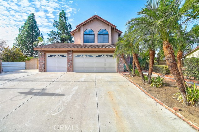 1231 Crestsprings Ln, Riverside, CA 92506