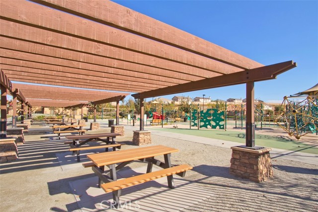 Detail Gallery Image 60 of 72 For 30924 Falling Star Pl, Murrieta,  CA 92563 - 4 Beds | 3 Baths