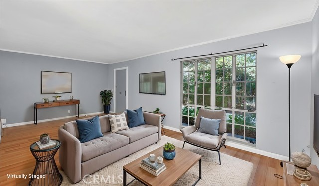 Front Image Thumbnail for CROC26046885