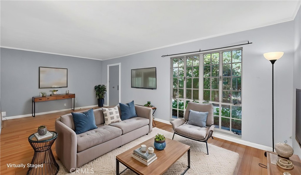 1800 W Gramercy #17