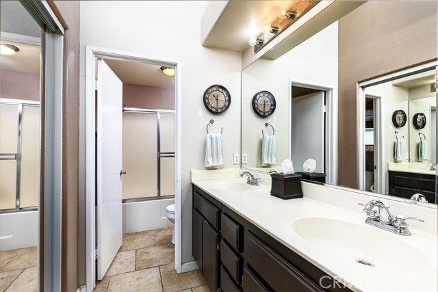 Detail Gallery Image 10 of 25 For 31903 Crecy Dr, Winchester,  CA 92596 - 4 Beds | 2 Baths