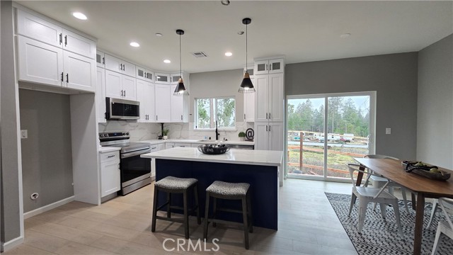 Detail Gallery Image 6 of 33 For 6485 Providence Ct, Magalia,  CA 95954 - 4 Beds | 2 Baths