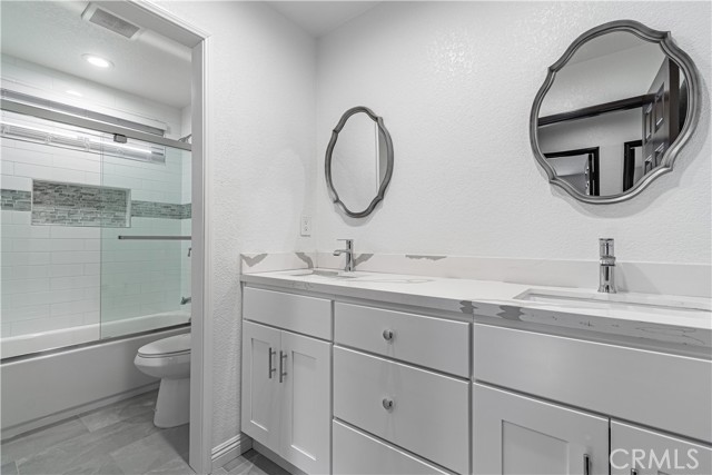 Detail Gallery Image 11 of 16 For 3537 Foxglove Rd, Glendale,  CA 91206 - 4 Beds | 3 Baths